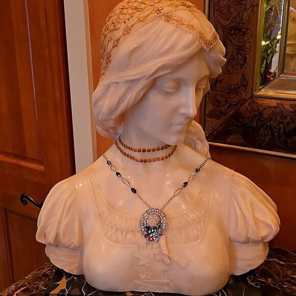 Austrian Crystal Necklace! SPRINGTIME HAT 17.5' Drop,NWOT! - Picture 3 of 12